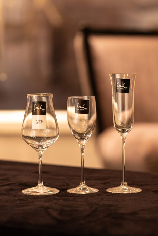 Alternative view of Red wine Glass 547/015 - 15471015