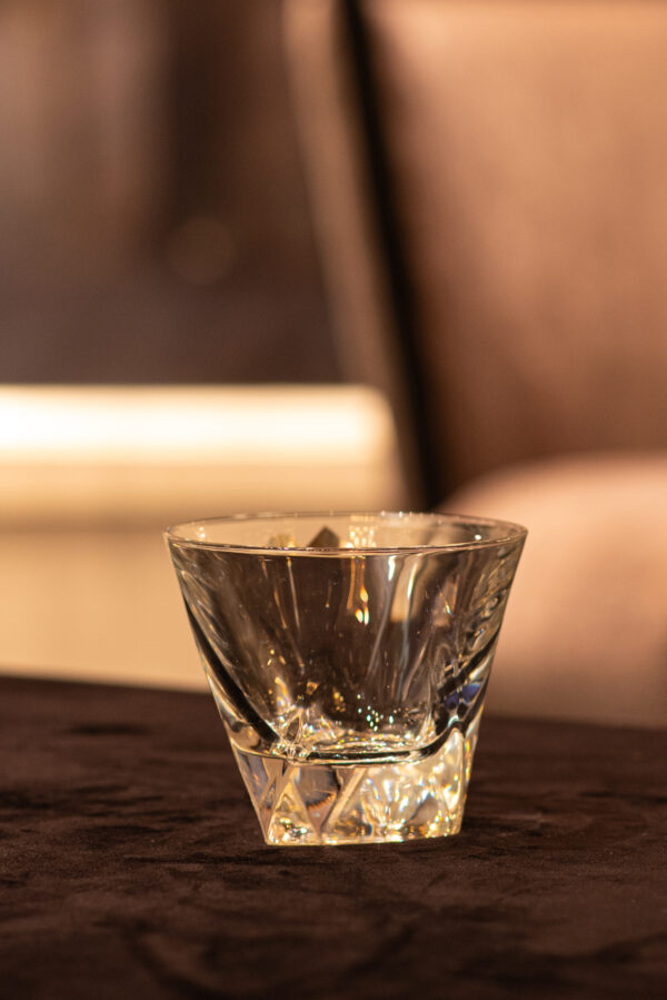 TRIANGLE DOF WITH GLASSSTONES - 79/29J22/0/00S02/320/6919001