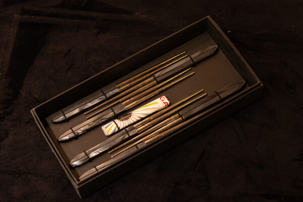 Set 6 đôi đũa inox cán đen - 99-TTALCNMN26/6