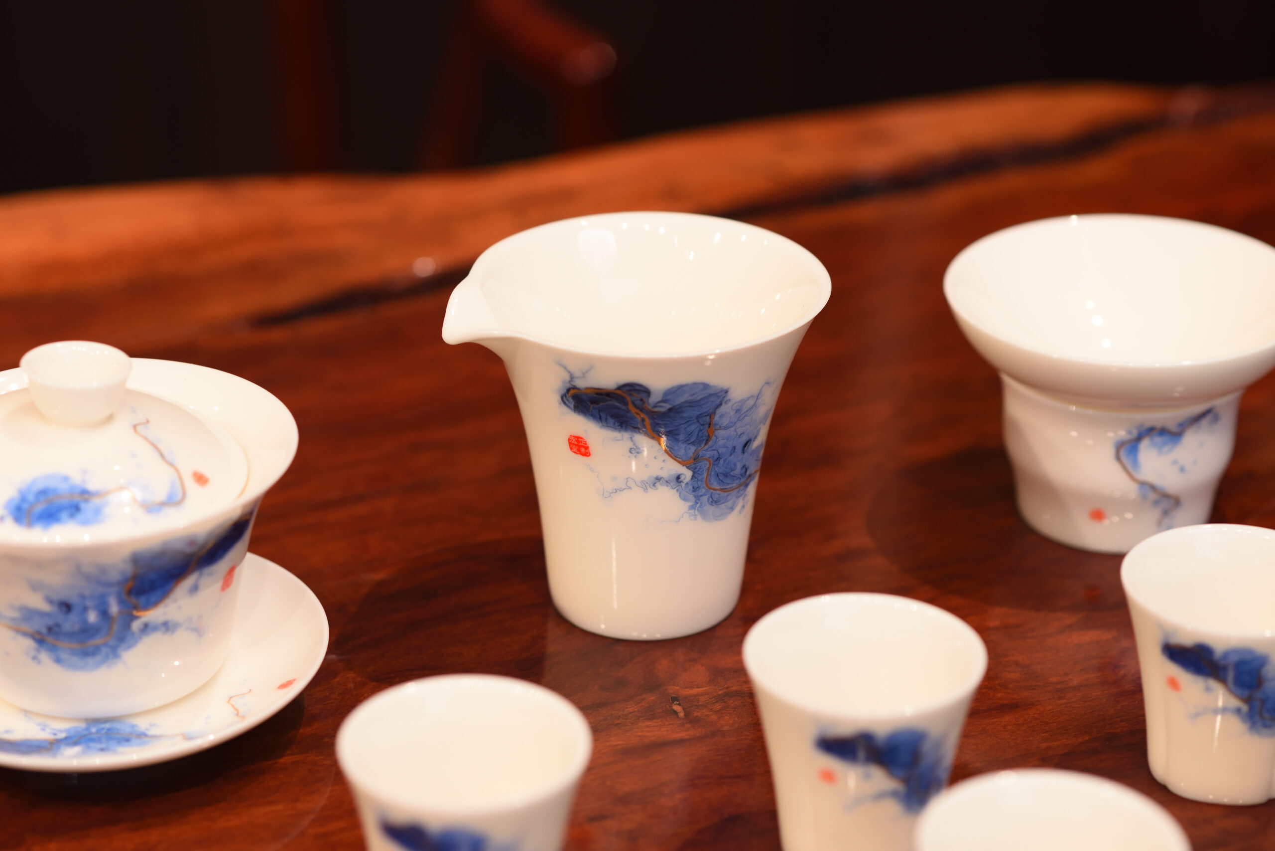 Bộ ấm trà bích lam - Ảnh 3