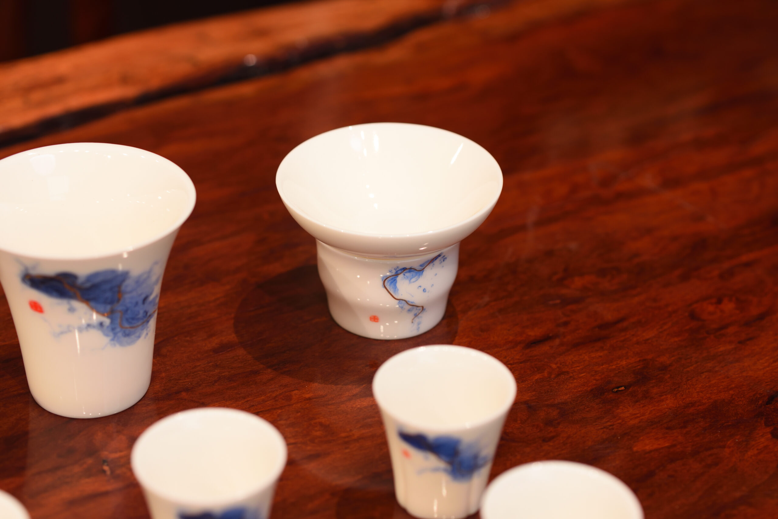 Bộ ấm trà bích lam - Ảnh 2